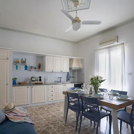 Terra Dei Ciclopi Acitrezza Apartamento