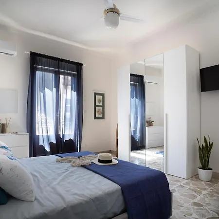 Terra Dei Ciclopi Acitrezza Apartment *